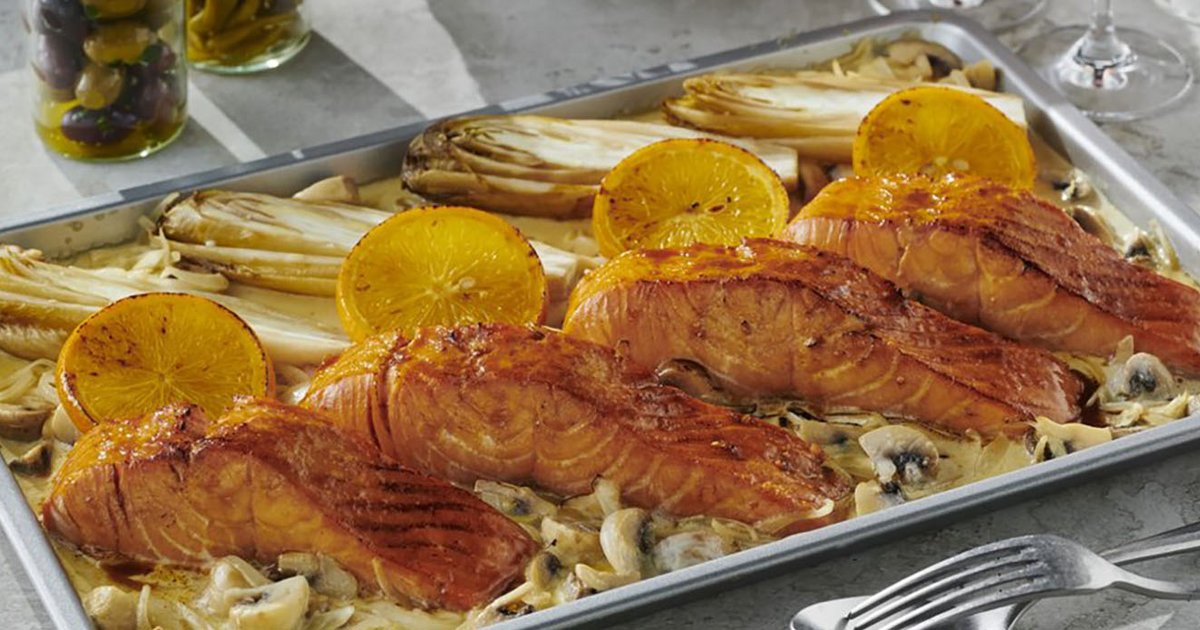 Lachsfilet in Orangensauce mit Champignon-Crèmesauce | Kikkoman