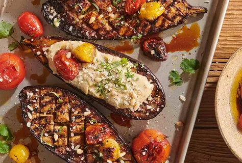 Grillierte Aubergine mit Tamarindenpaste