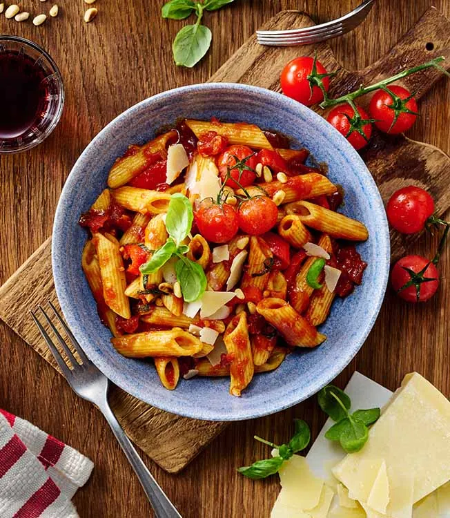 Penne Arrabbiata mit scharfer Tomatensauce