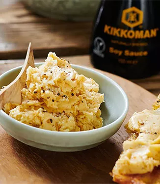 Sojasauce-Kräuterbutter