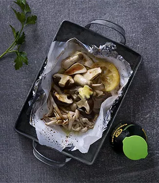 Edle Pilzmischung mit Butter in Folie grilliert
