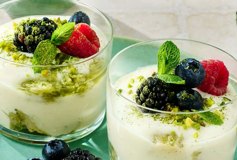 Veganes Tiramisu mit Matcha & Tamari