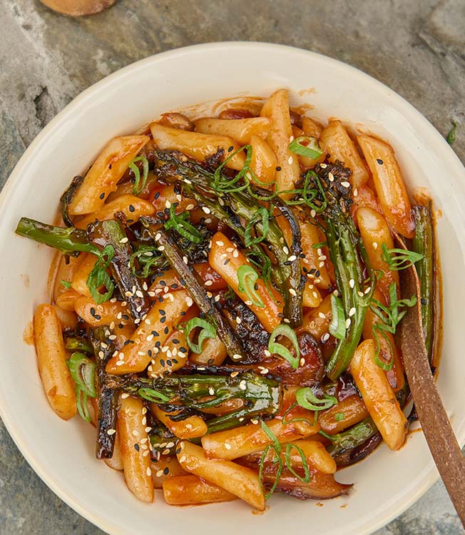 Süss-saure Tteokbokki mit Ketchup-Kimchi-Sauce | Kikkoman Süss-saure Tteokbokki mit Ketchup-Kimchi-Sauce | Kikkoman